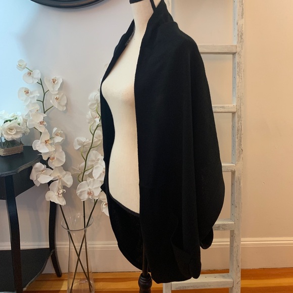 Last 1 ‼️ Black Cocoon Cardigan - Picture 7 of 8